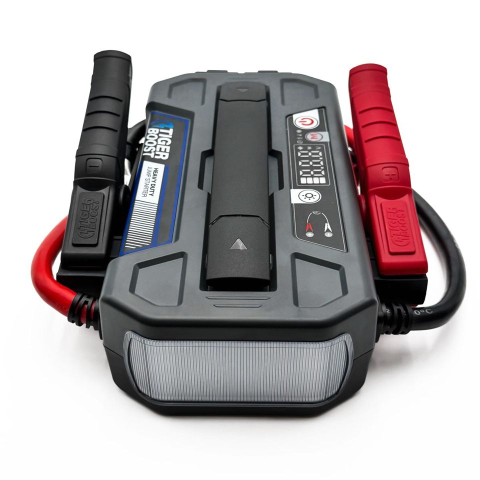 TigerBoost 12V 10000A Heavy Duty Battery Jump Starter TigerBoost 12V 10000A Heavy Duty Battery Jump Starter
