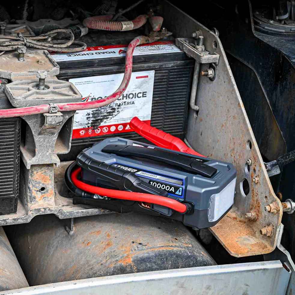 TigerBoost 12V 10000A Heavy Duty Battery Jump Starter